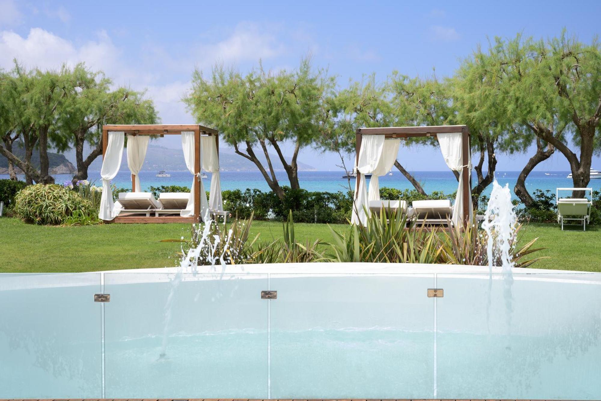 Resort Baia Bianca 3*