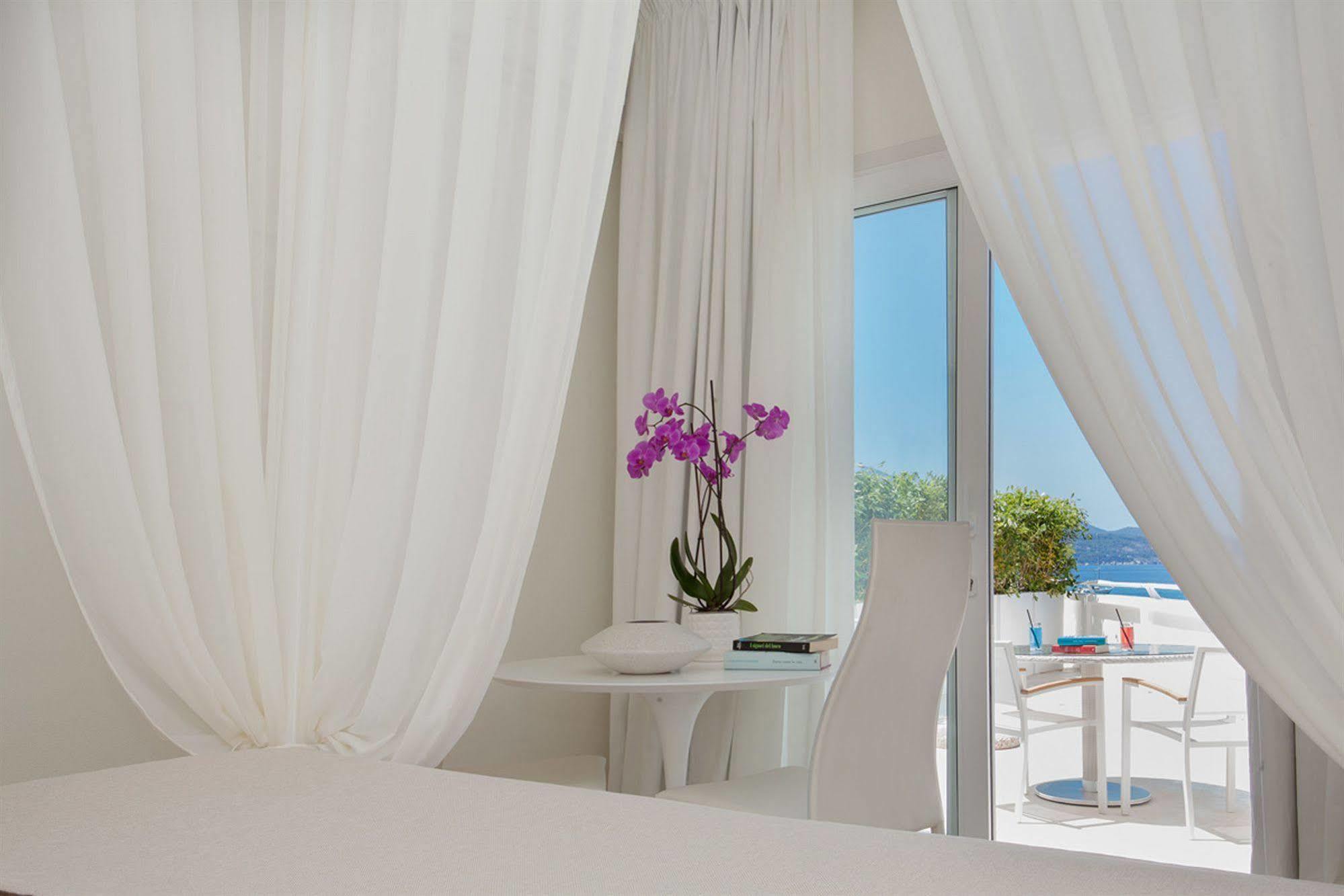 Baia Bianca Resort 3*